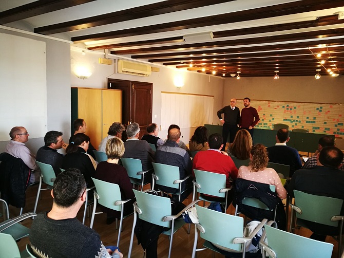 Imagen de archivo de la reunión que tuvo lugar en Benissa de la empresa redactora de la VPT-RTP con los trabajadores públicos.