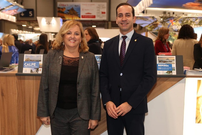 La alcaldesa de Calpe, Ana Sala, y el alcalde de Benissa, Arturo Poquet.