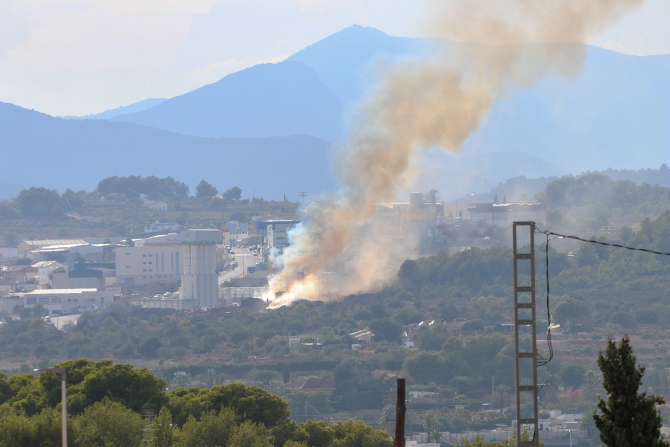 Imagen de archivo del incendio del vertedero de residuos orgánicos del Ecoparque de Benissa.