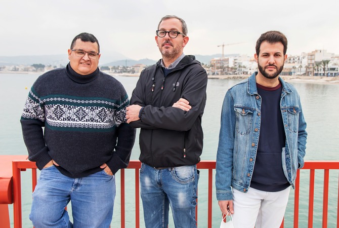 Equipo de redacción conformado por: De izda a dcha. Vicente Bolufer, Carlos López y Álvaro Monfort