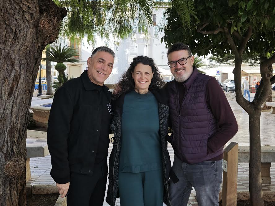 De izquierda a derecha: Pedro Font, Mar&iacute;a Mas y Ra&uacute;l Mart&iacute;nez