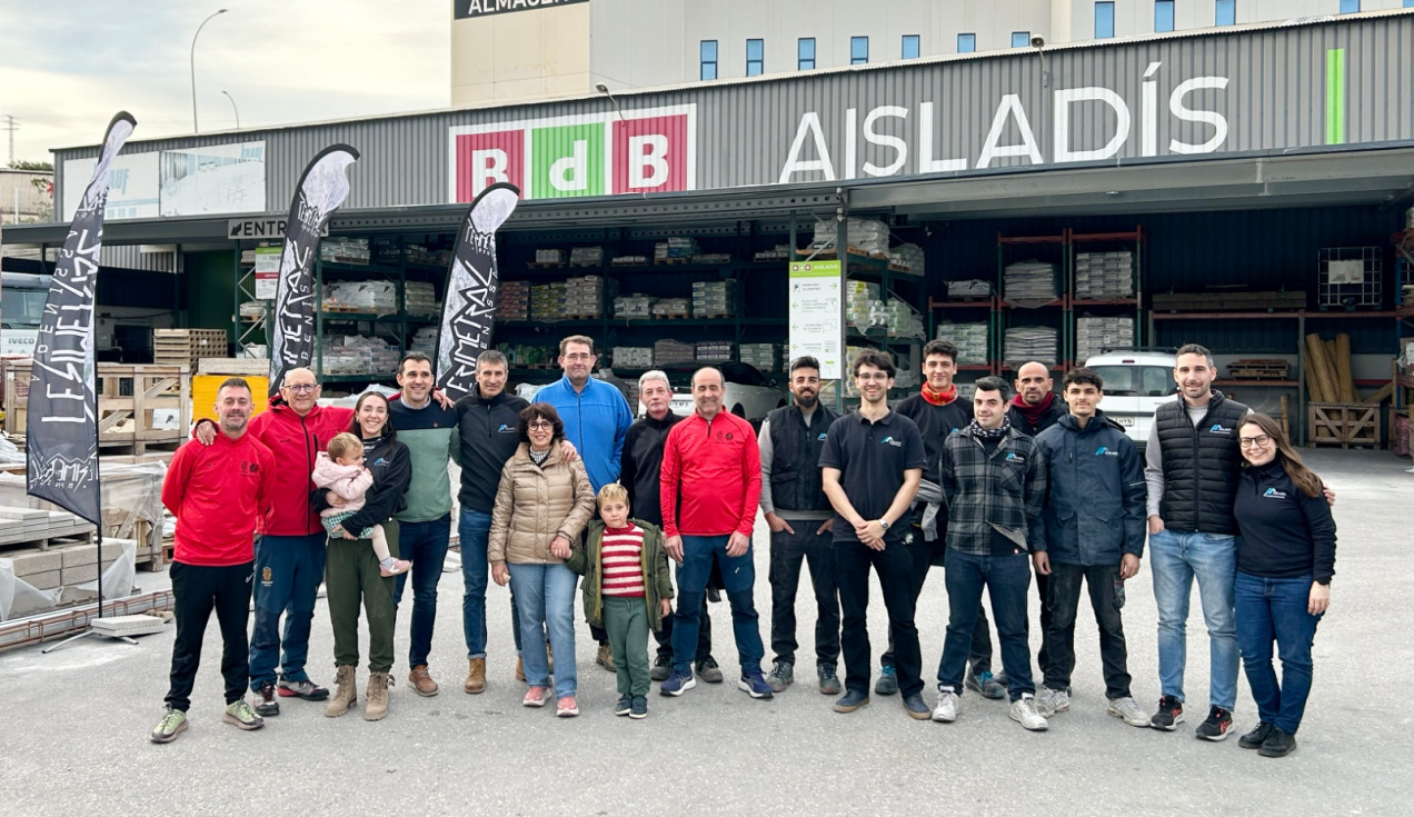La Perimetral a Benissa y AISLADÍS refuerzan su alianza a un mes de la gran cita de montaña