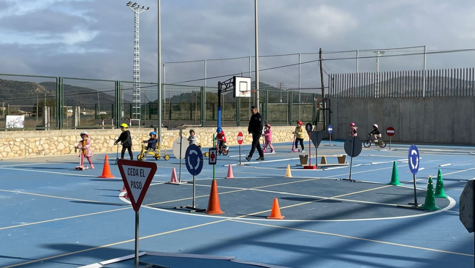 Benissa refuerza la educación vial entre el alumnado de Primaria con más de 70 sesiones formativas