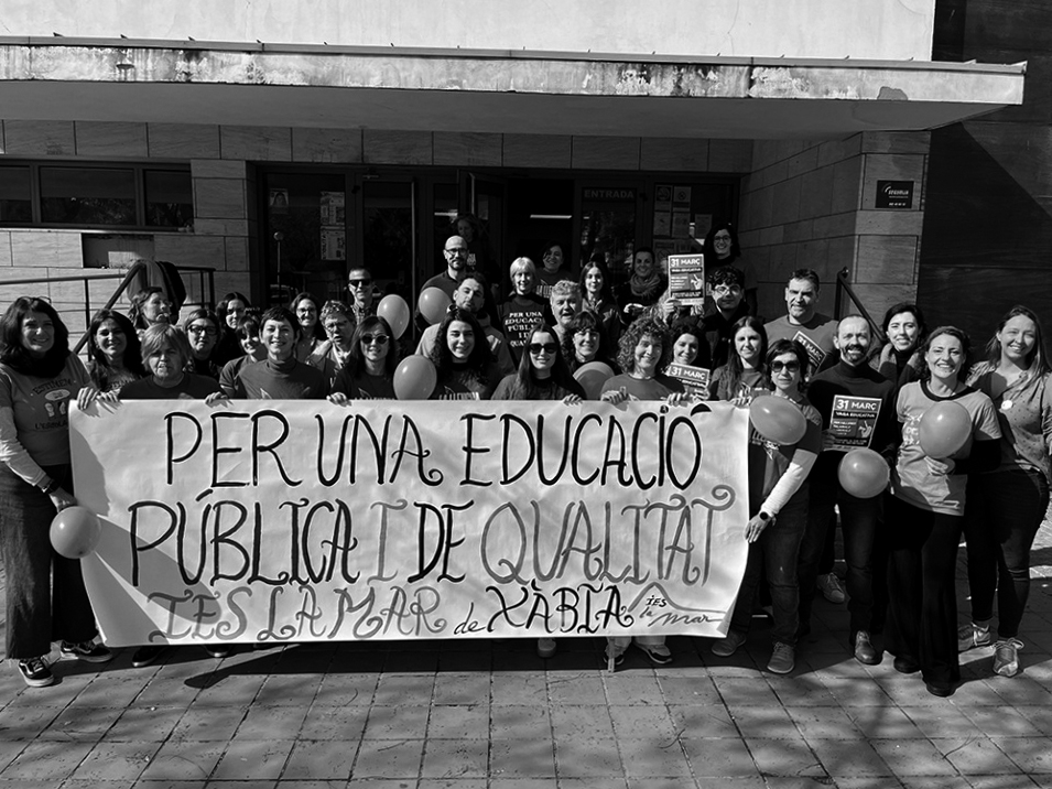 Compromís respalda las movilizaciones educativas en La Marina y denuncia la precariedad del profesorado valenciano