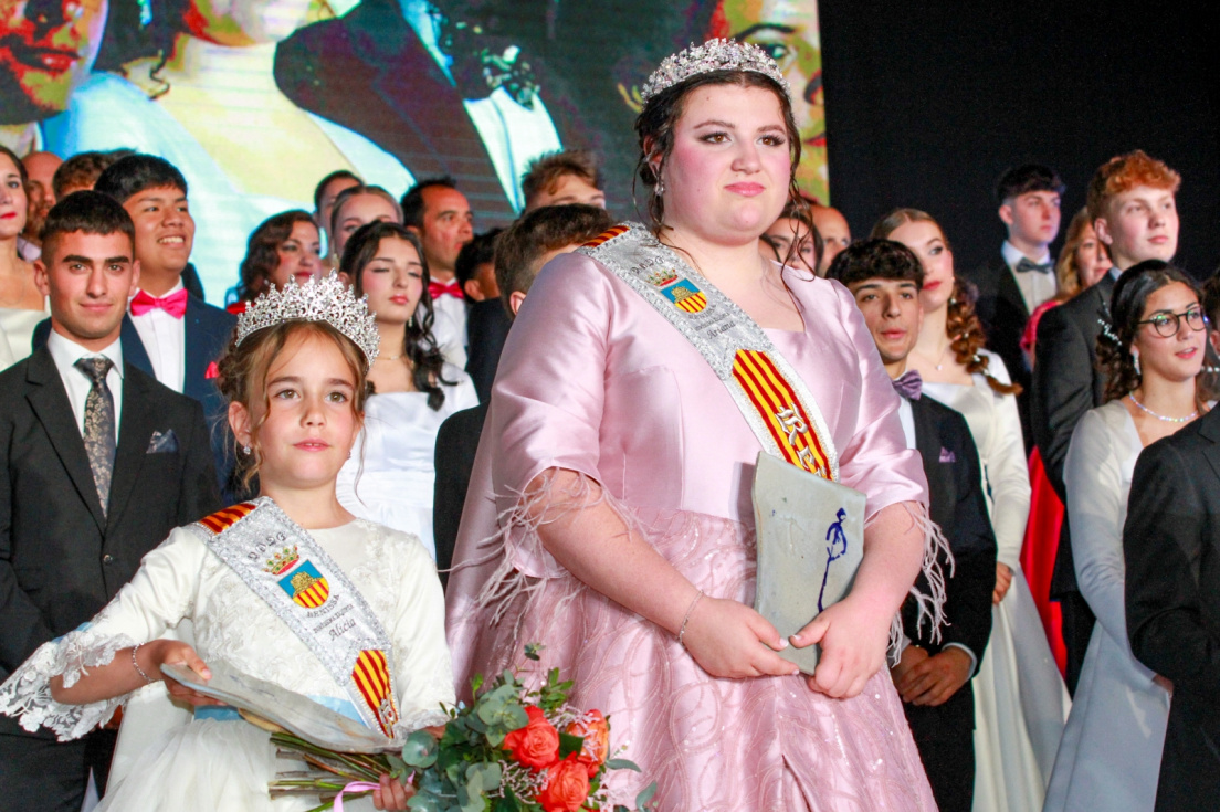 Benissa corona a Alicia Arenas y Ariana Bisquert como reinas de las fiestas patronales 2026
