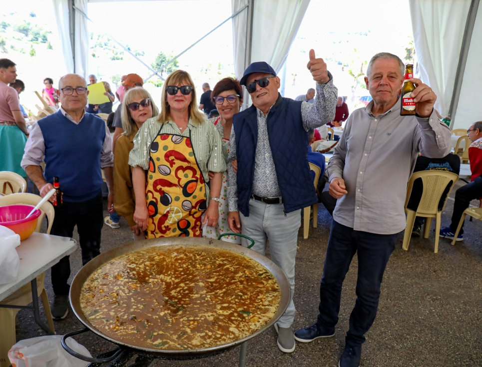 Senija despide sus fiestas patronales 2026 entre noches de música, vaquillas y una multitudinaria jornada de paellas