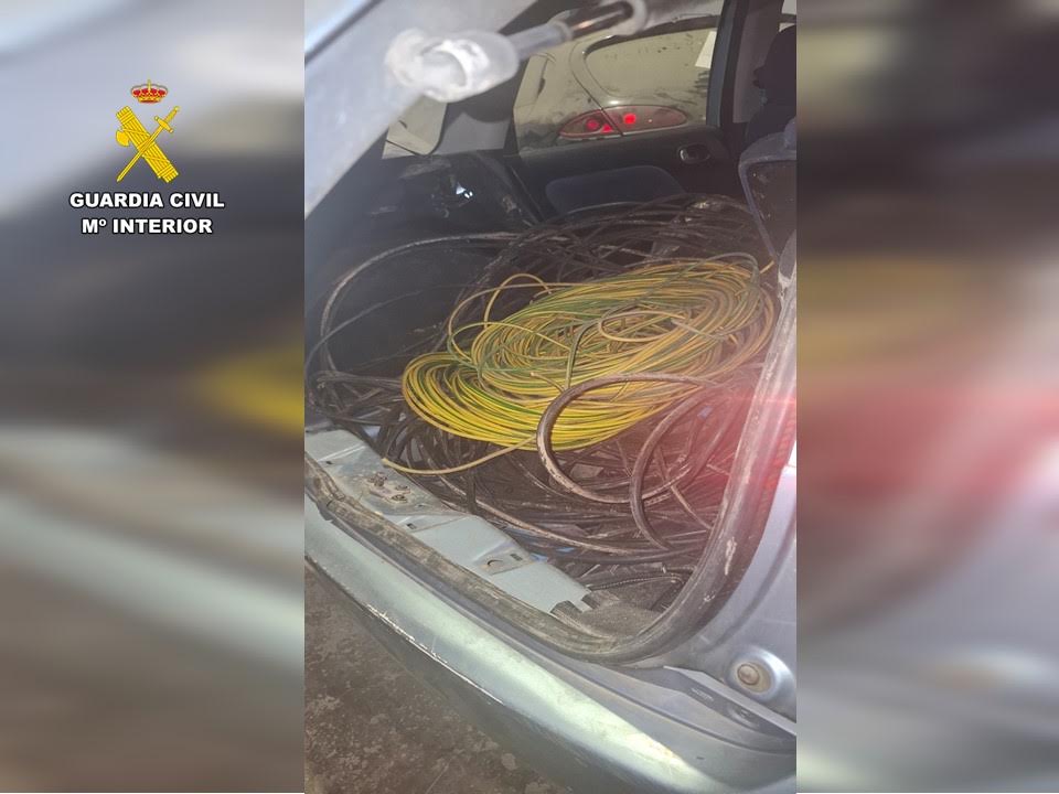 Detenido un hombre por robar más de 12.000 metros de cable de alumbrado público en Alcalalí, Murla y Xàbia