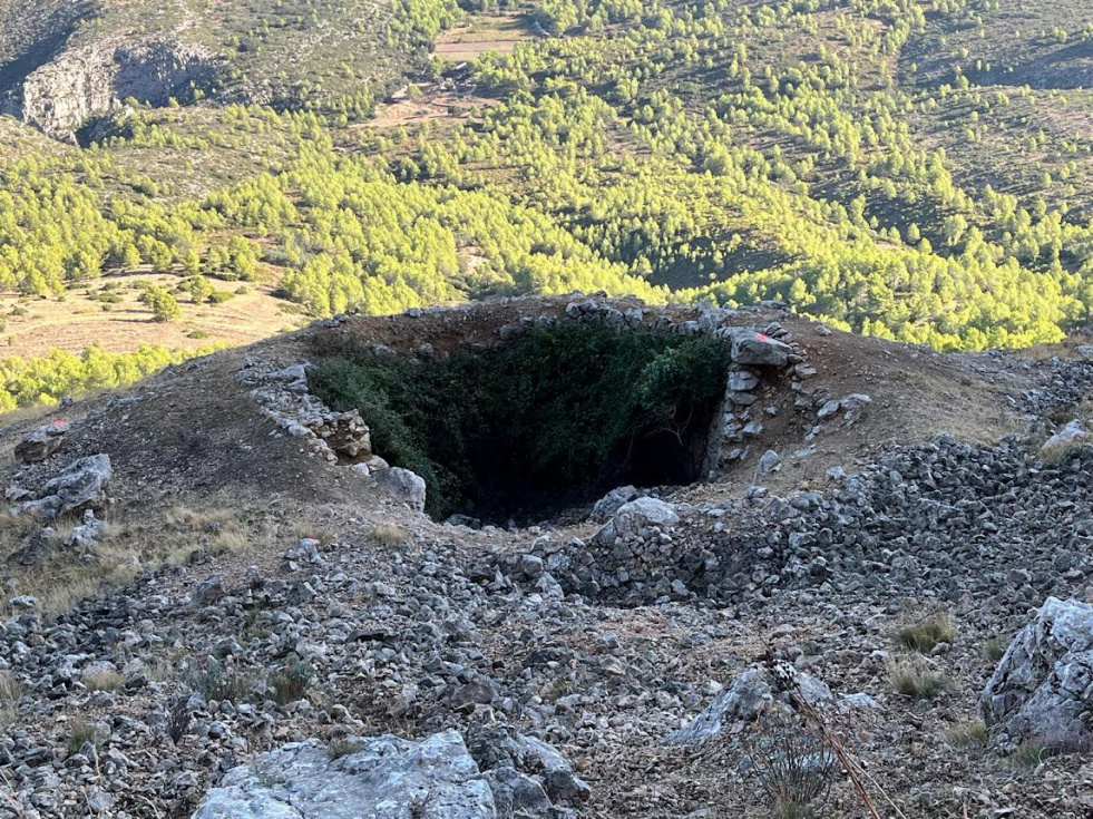 La Nevera Gran de B&egrave;rnia, durante los trabajos de restauraci&oacute;n