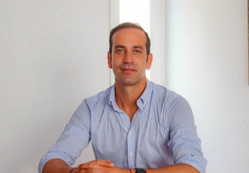 Arturo Poquet: “El Gobierno de Sánchez castiga a la Marina Alta al bloquear los ahorros de sus ayuntamientos”