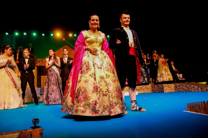 Segunda Dama, Andrea Ivars Ginestar, acompaña por Lluis Crespo Grimalt