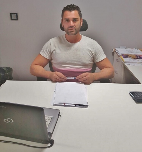 Domingo Mira es el máximo responsable de la mercantil Closeness