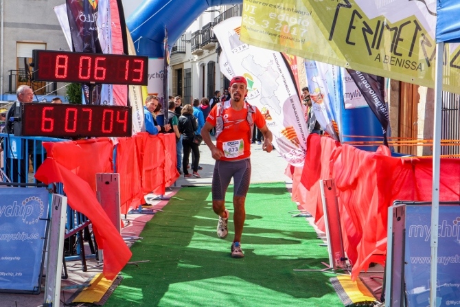Con un tiempo de 08:06:12 y con el dorsal 873 la tercera posición recayó en Pedro Martínez González.