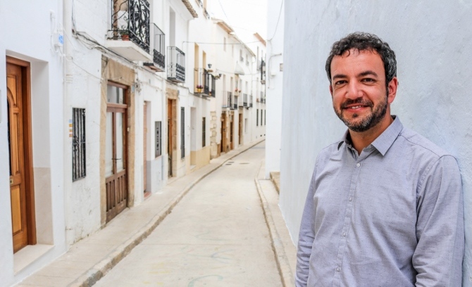 El alcalde Abel Cardona durante la entrevista con Benissa Digital.