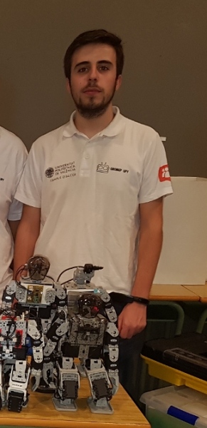Jordi Armengol Miralles, estudiante de Ingeniería, forma parte del equipo del Grupo de Robótica y Mecatrònica que ha ganado el CEABOT 2017 de Gijón